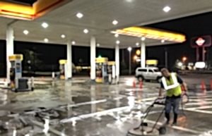 Almatı Benzin İstasyonu Temizliği